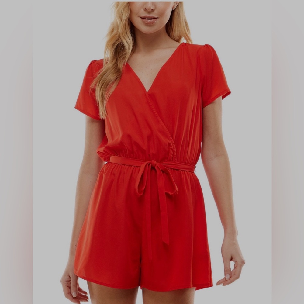 NWT-‎ Bebop Red Romper- Juniors Large